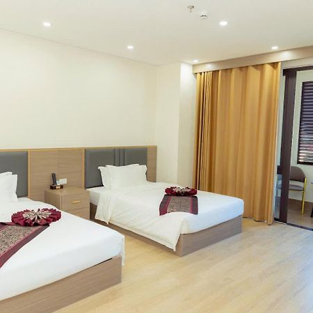 Mong Cai Hong Van Grand Hotel מראה חיצוני תמונה