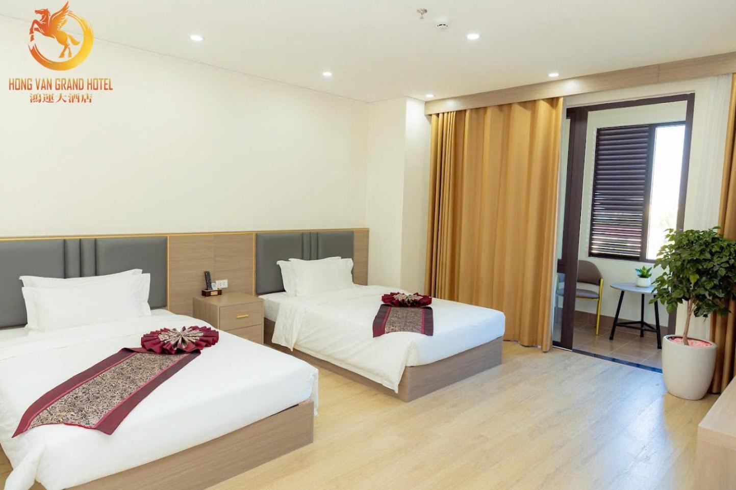 Mong Cai Hong Van Grand Hotel מראה חיצוני תמונה